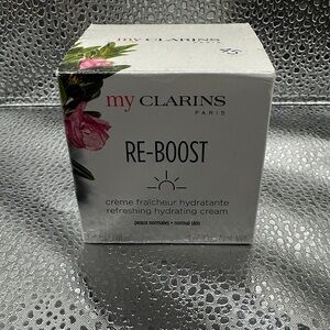 Clarins RE-BOOST Refreshing Hydrating Cream - White and Pink Box